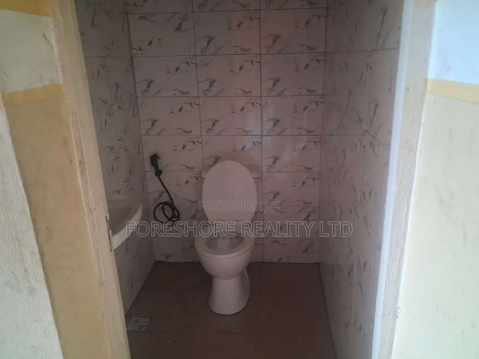 3bdrm Apartment in Allen Avenue for rent