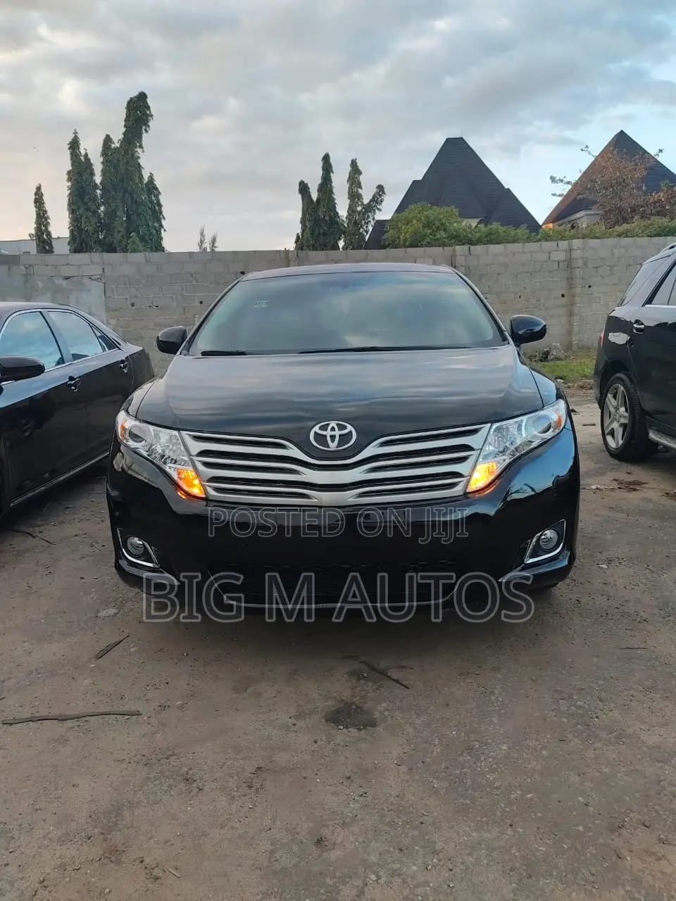 Toyota Venza XLE 2010 Black