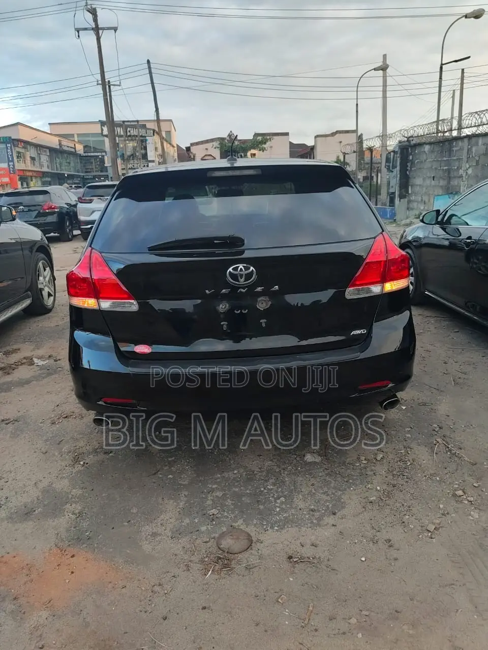 Toyota Venza XLE 2010 Black