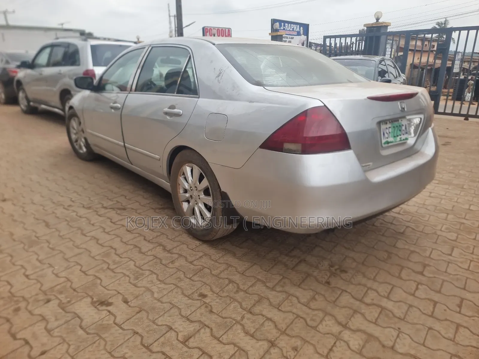 Honda Accord 2006 Silver