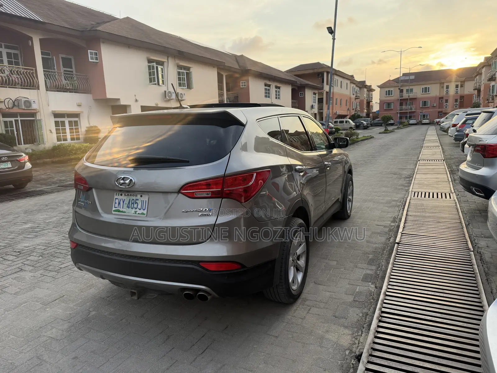 Hyundai Santa Fe Limited 4dr SUV (3.3L 6cyl 6A) 2014 Gray