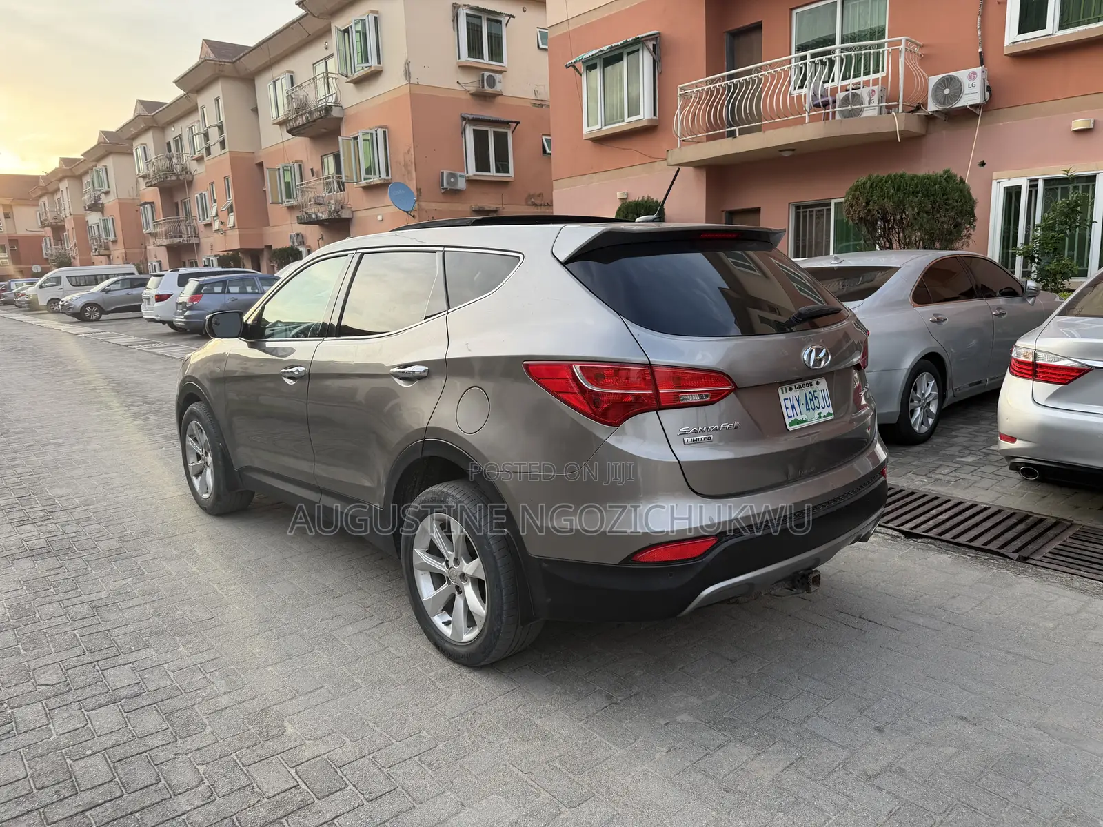 Hyundai Santa Fe Limited 4dr SUV (3.3L 6cyl 6A) 2014 Gray
