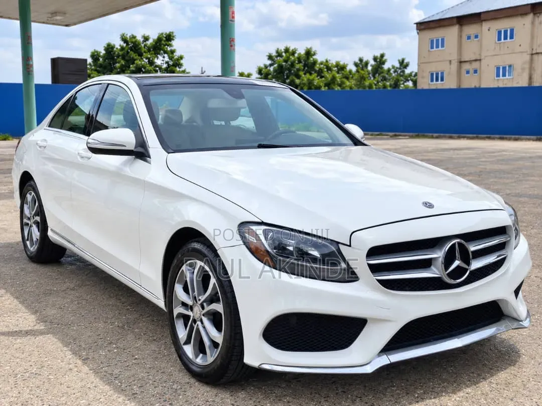 Mercedes-Benz C300 Sport 4dr AWD 4Matic Sedan (2.0L 4cyl 7A) 2015 White