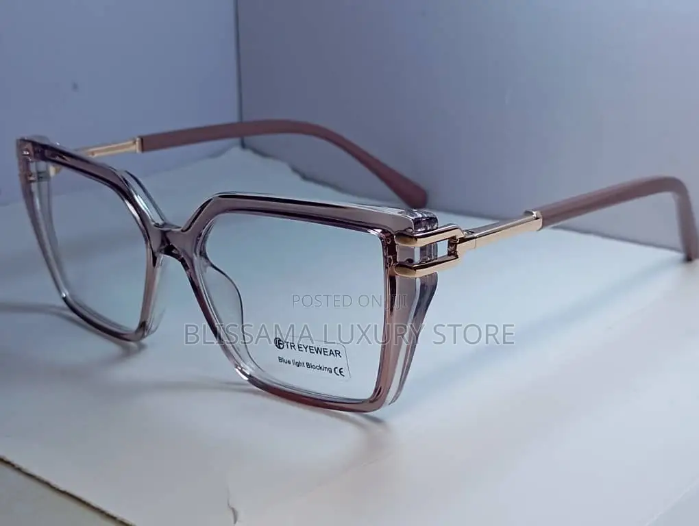 Anti-Blue Light Luxury Female Glasses –Trendy, Stylish/Premium Quality