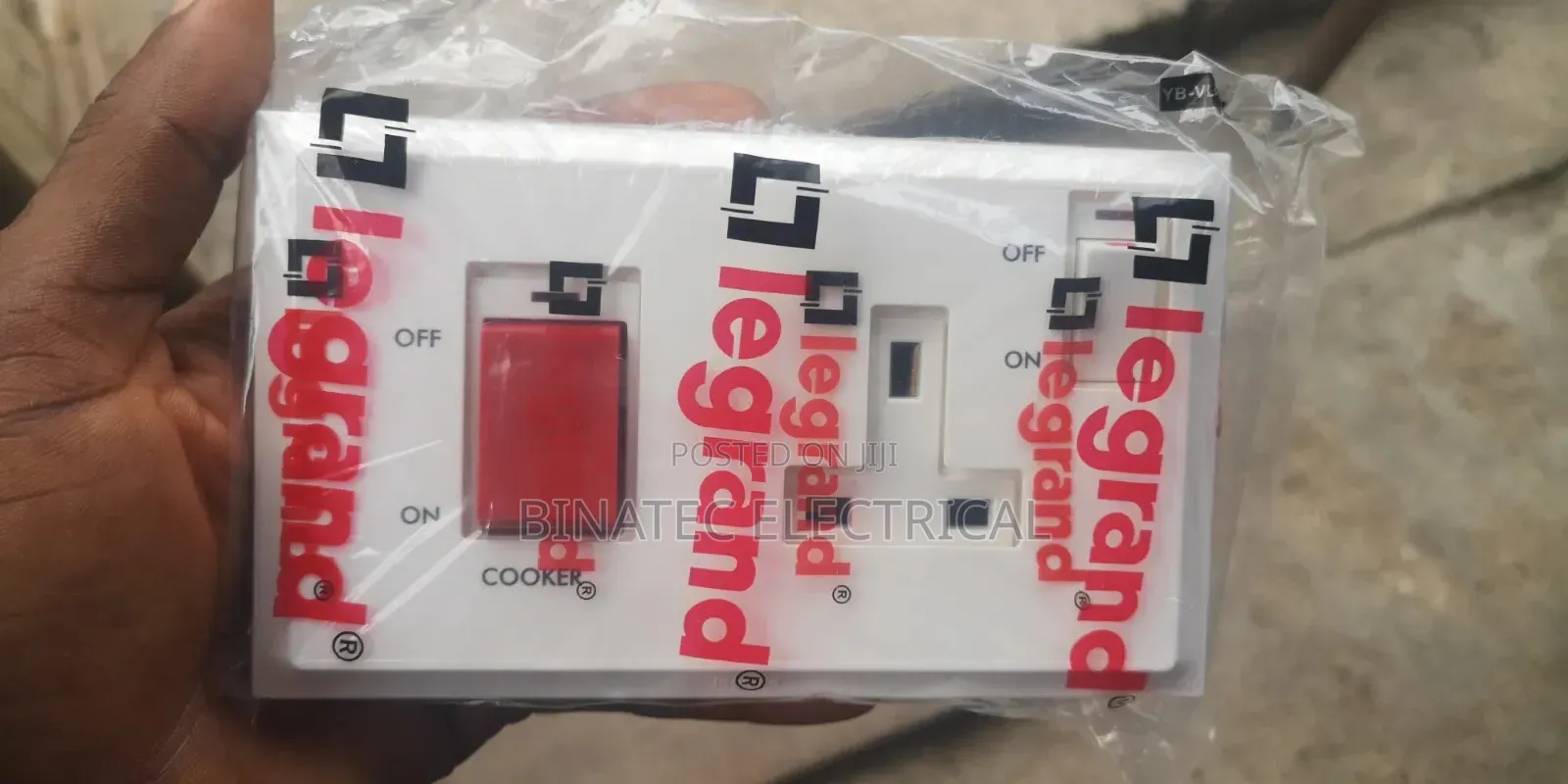 Legrand 3x6 Cooker Unit