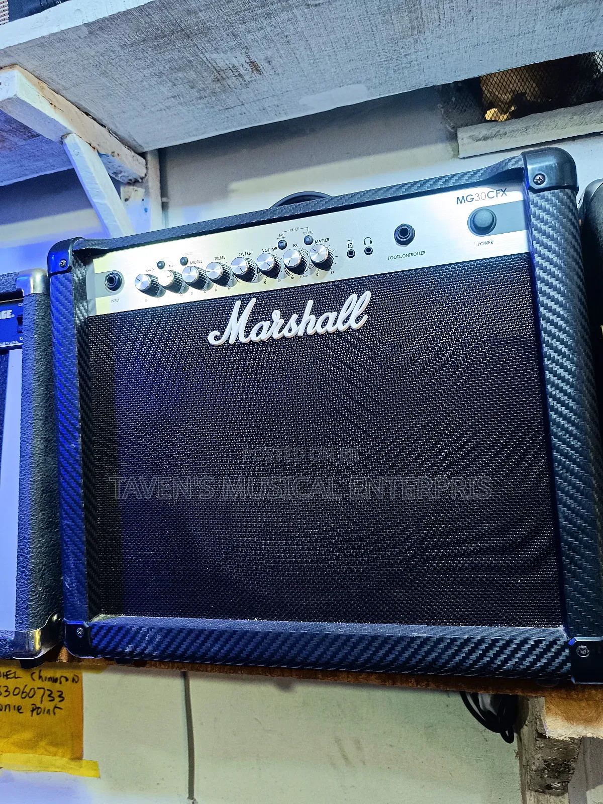 Marshall MG30CFX Carbon Fiber 30-Watt Combo Amplifier