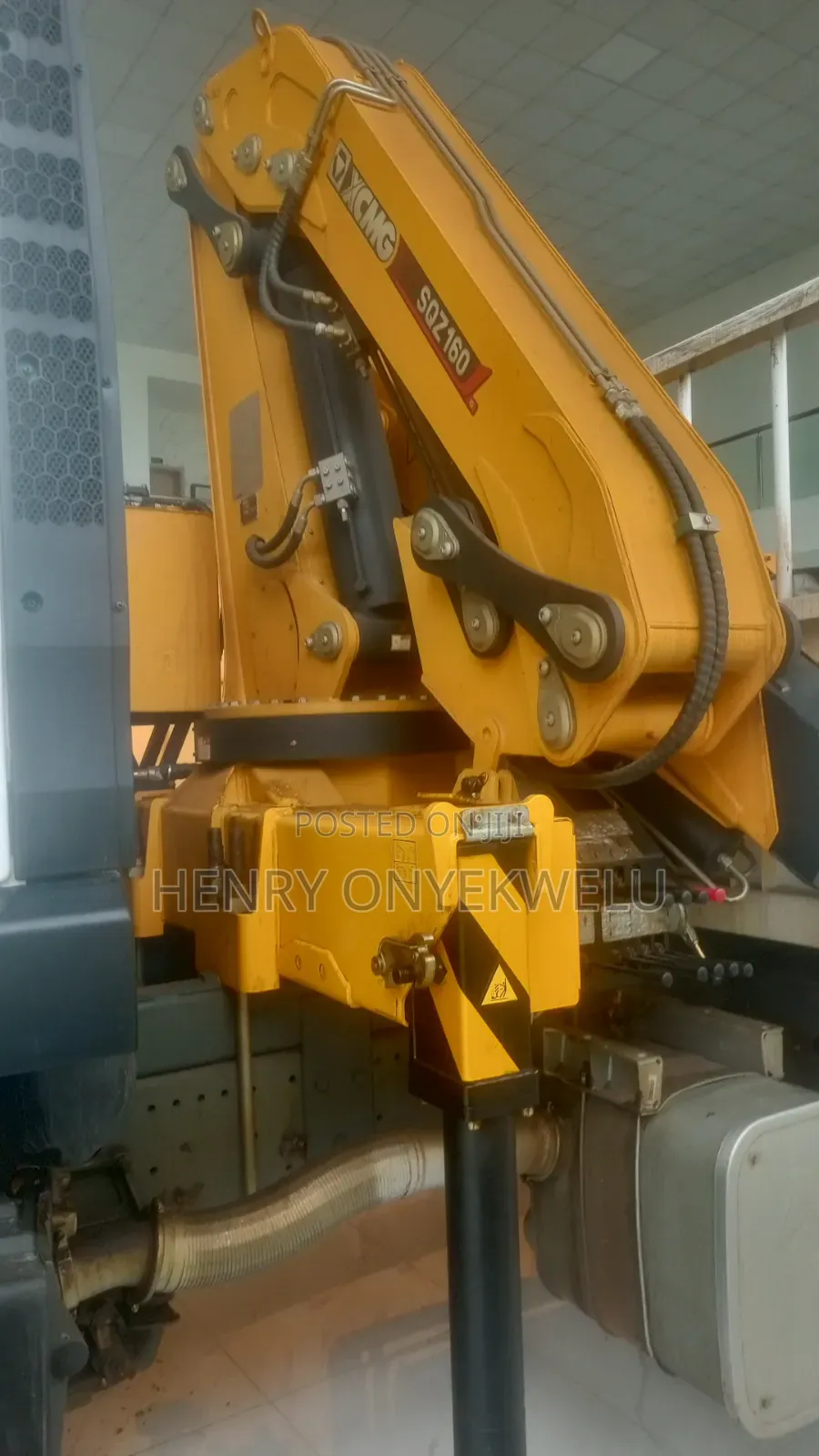HOWO Self-Loader Trucks 2026 White