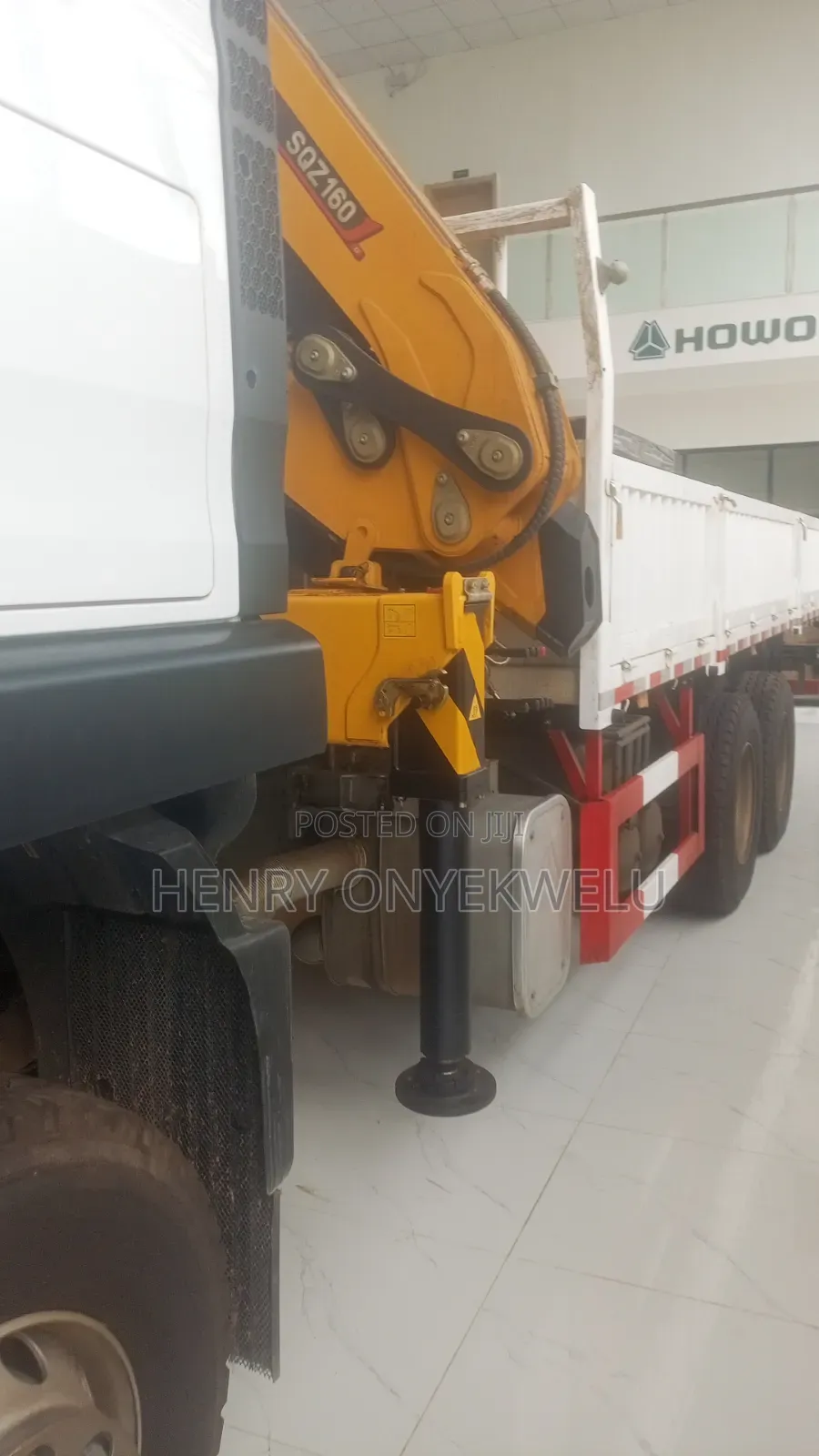 HOWO Self-Loader Trucks 2026 White