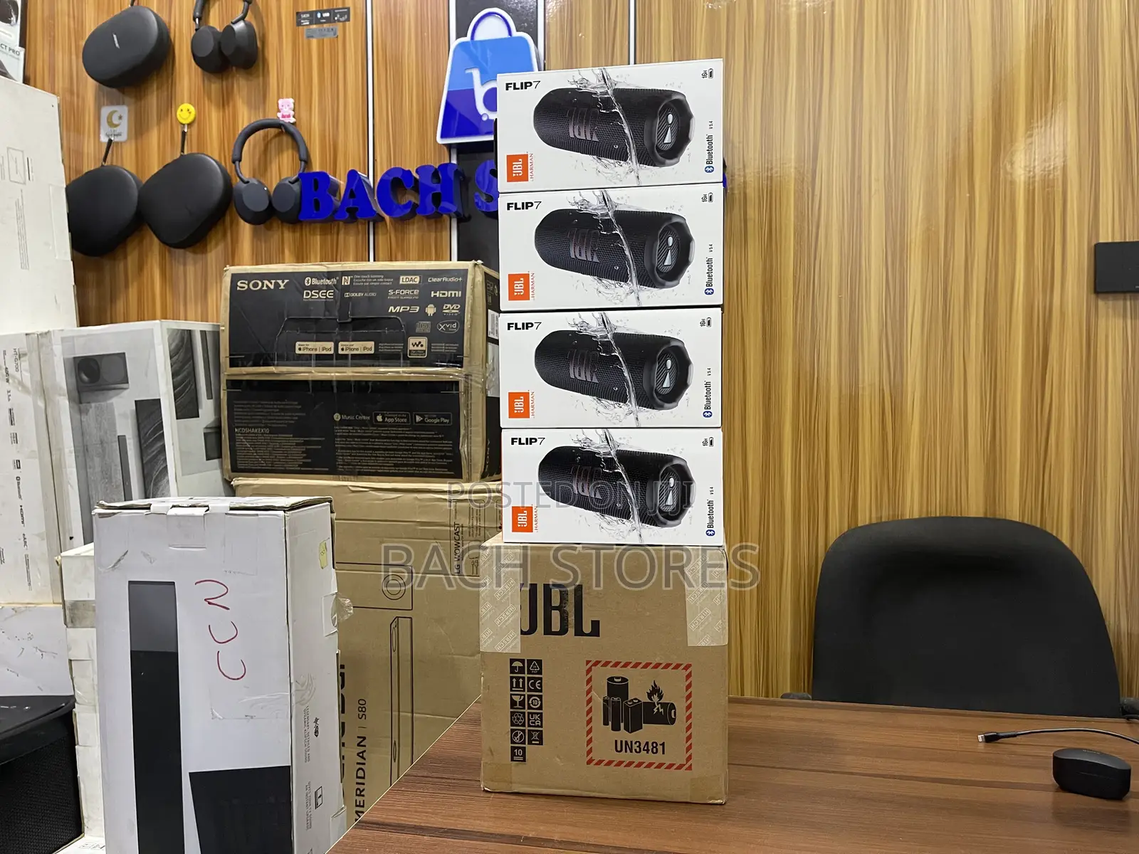 JBL Flip 7 Portable Speaker