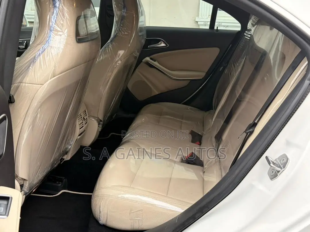 Mercedes-Benz CLA-Class CLA 250 4MATIC Sedan 2018 White