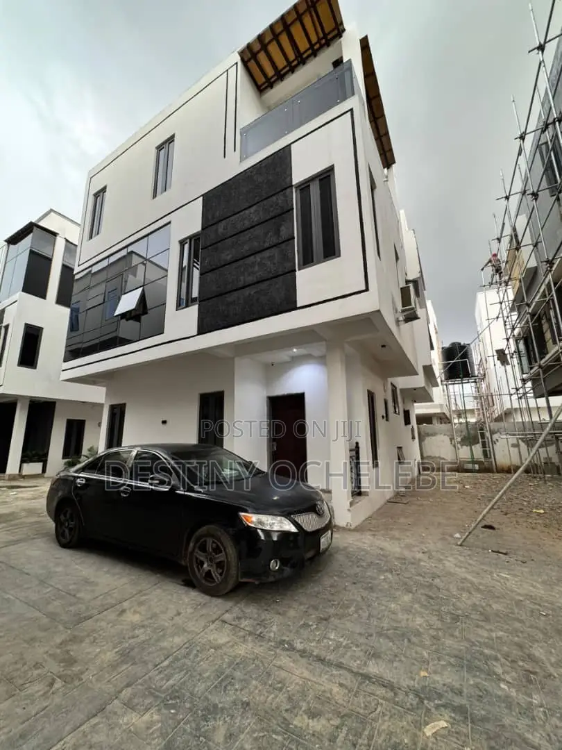 Furnished 5bdrm Duplex in Jahi Gilmore for sale