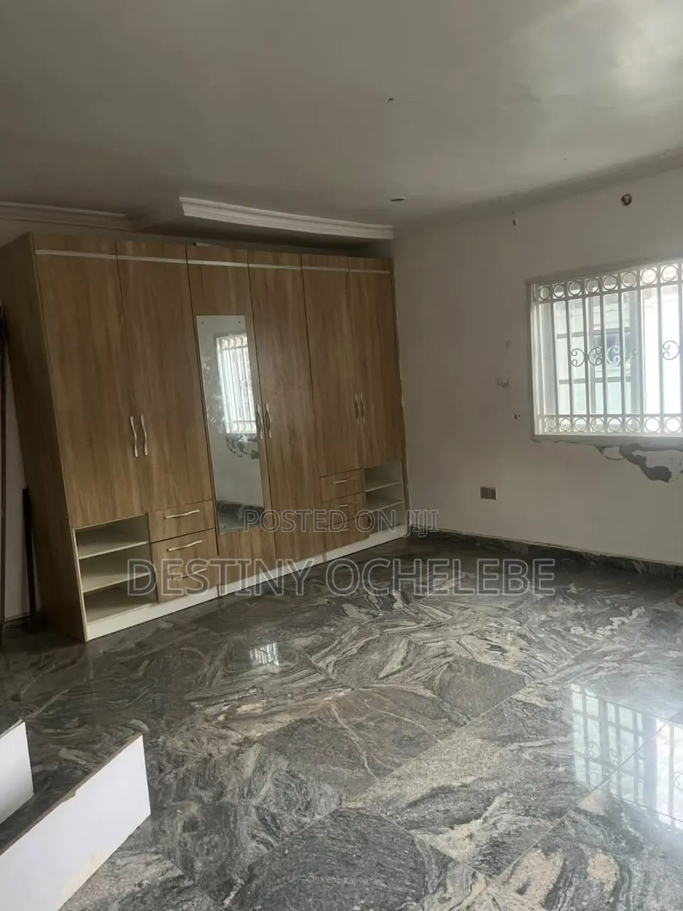 5bdrm Duplex in Gwarinpa for sale