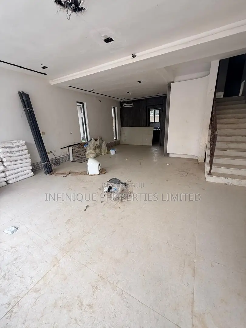 4bdrm Duplex in Parkview Estate for sale