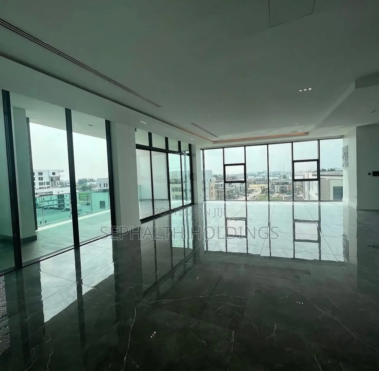 5bdrm Penthouse in 5-Bedroom Waterfront, Ikoyi for rent