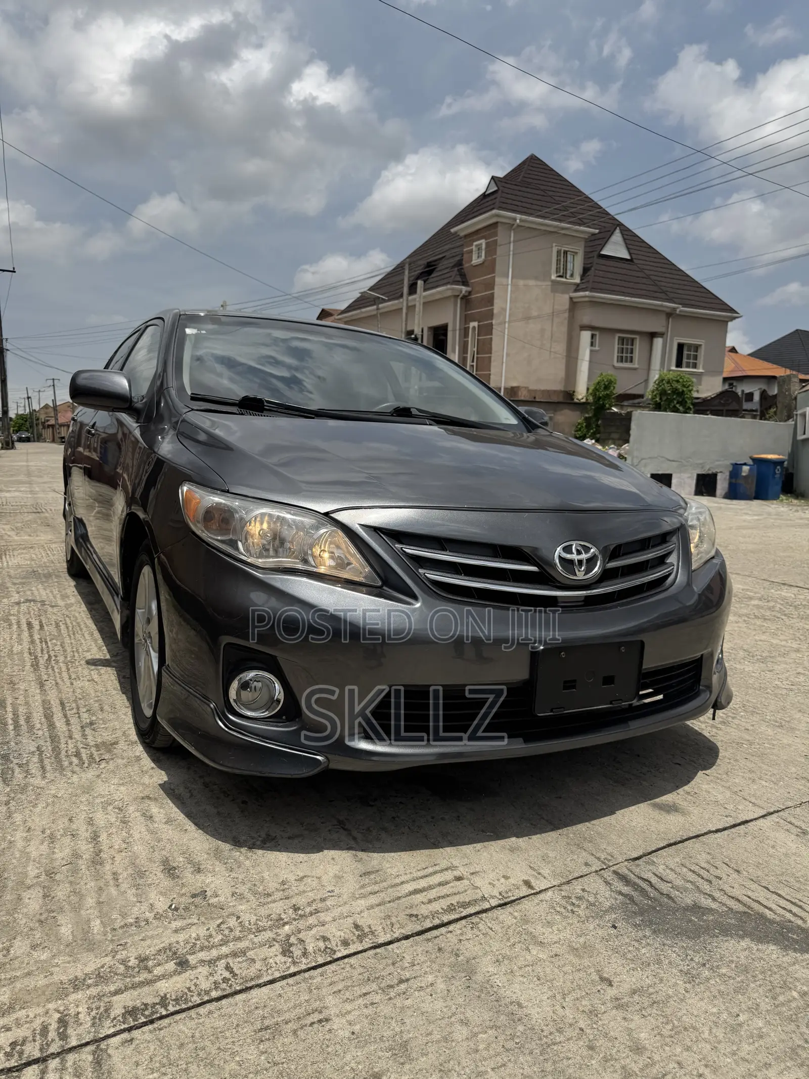Toyota Corolla 2012 Gray
