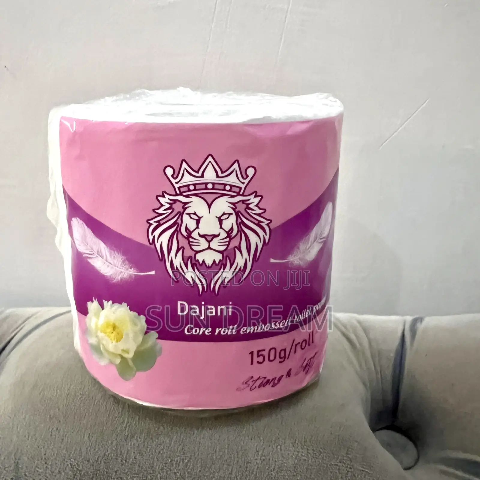 Premium Tissue Paper Toilet Tissue Paper Quality Tissues Roll 4 Layers