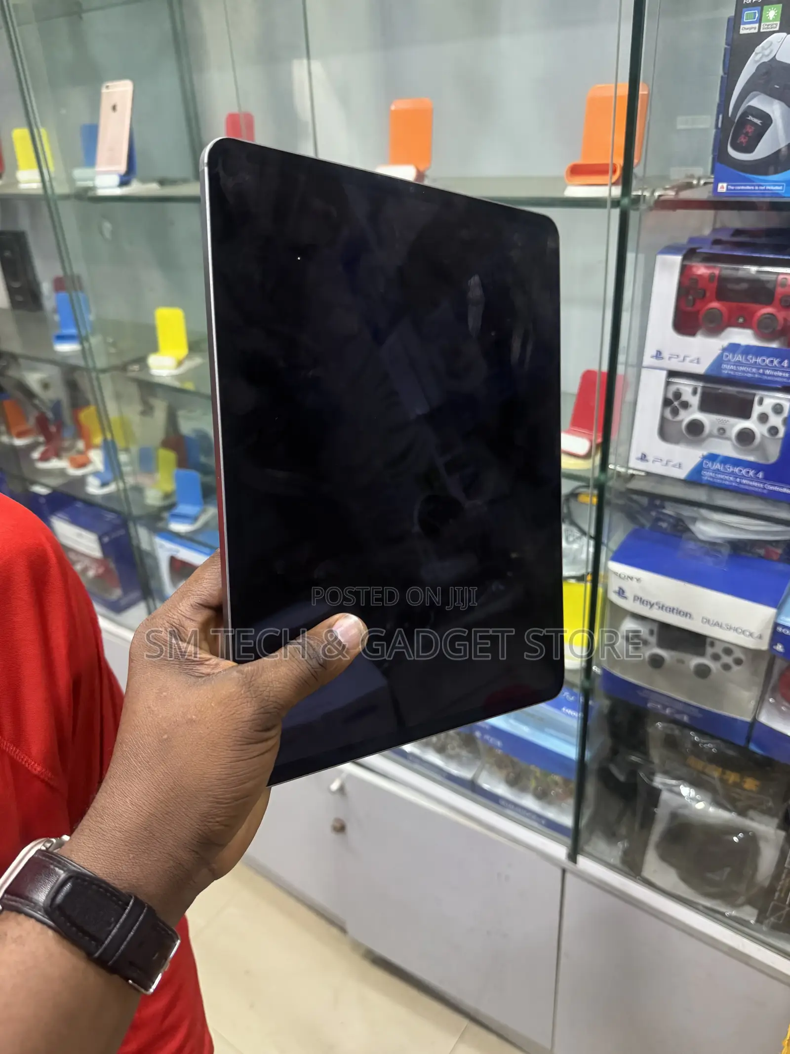 Apple iPad Pro 12.9 (2022) 256 GB Gray