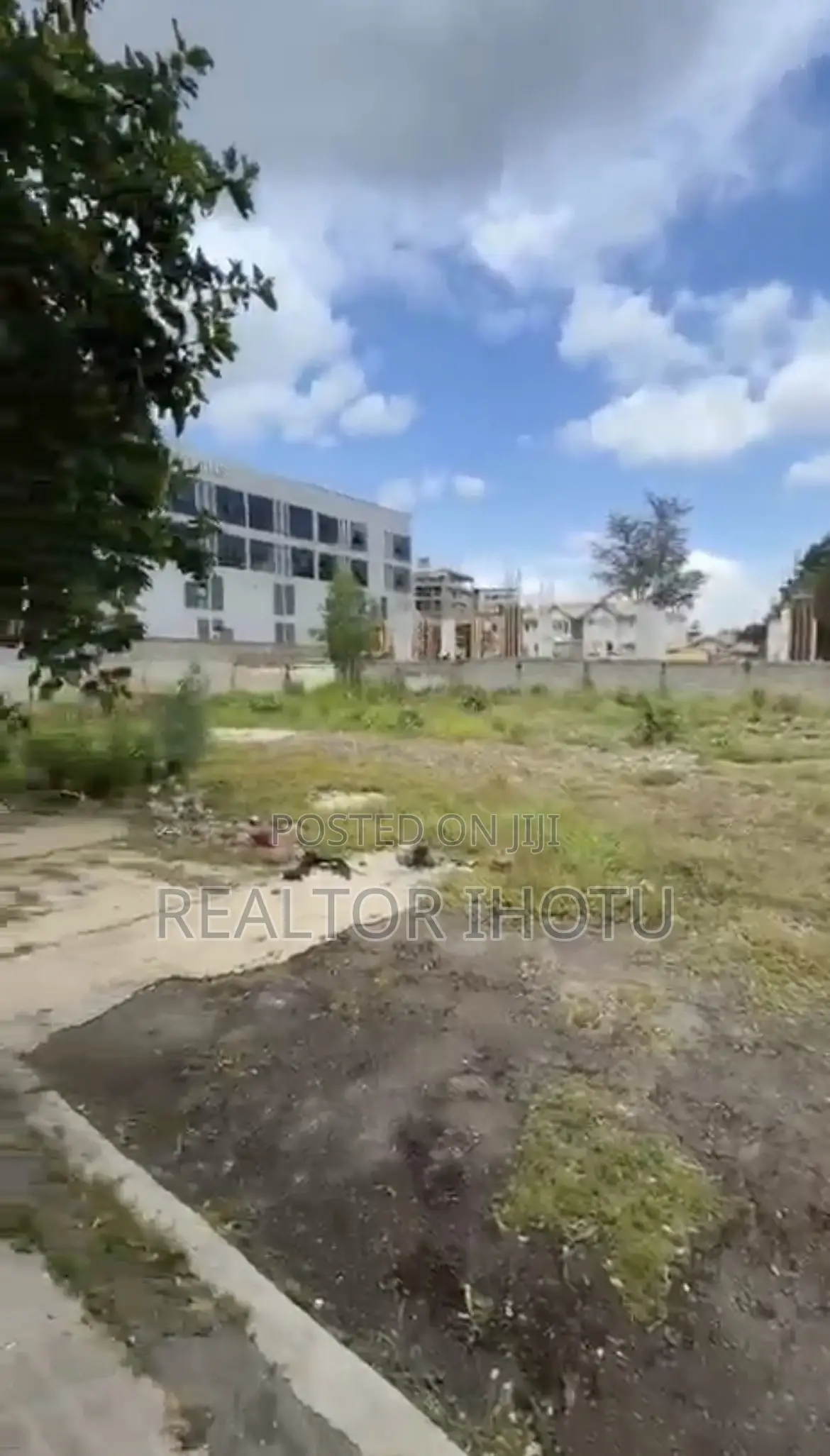 1,500 Sqm, Commercial, C of O, Tarred Road