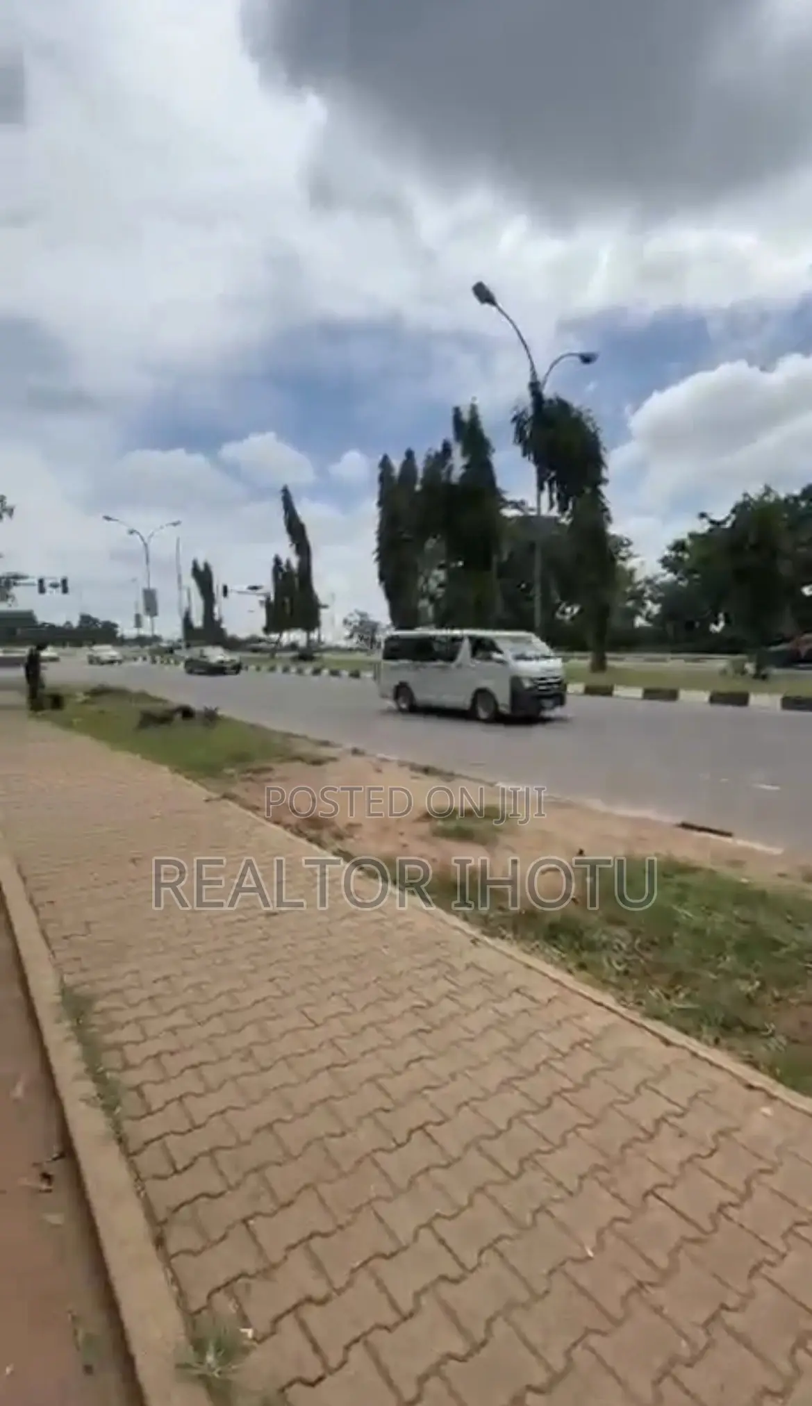 1,500 Sqm, Commercial, C of O, Tarred Road