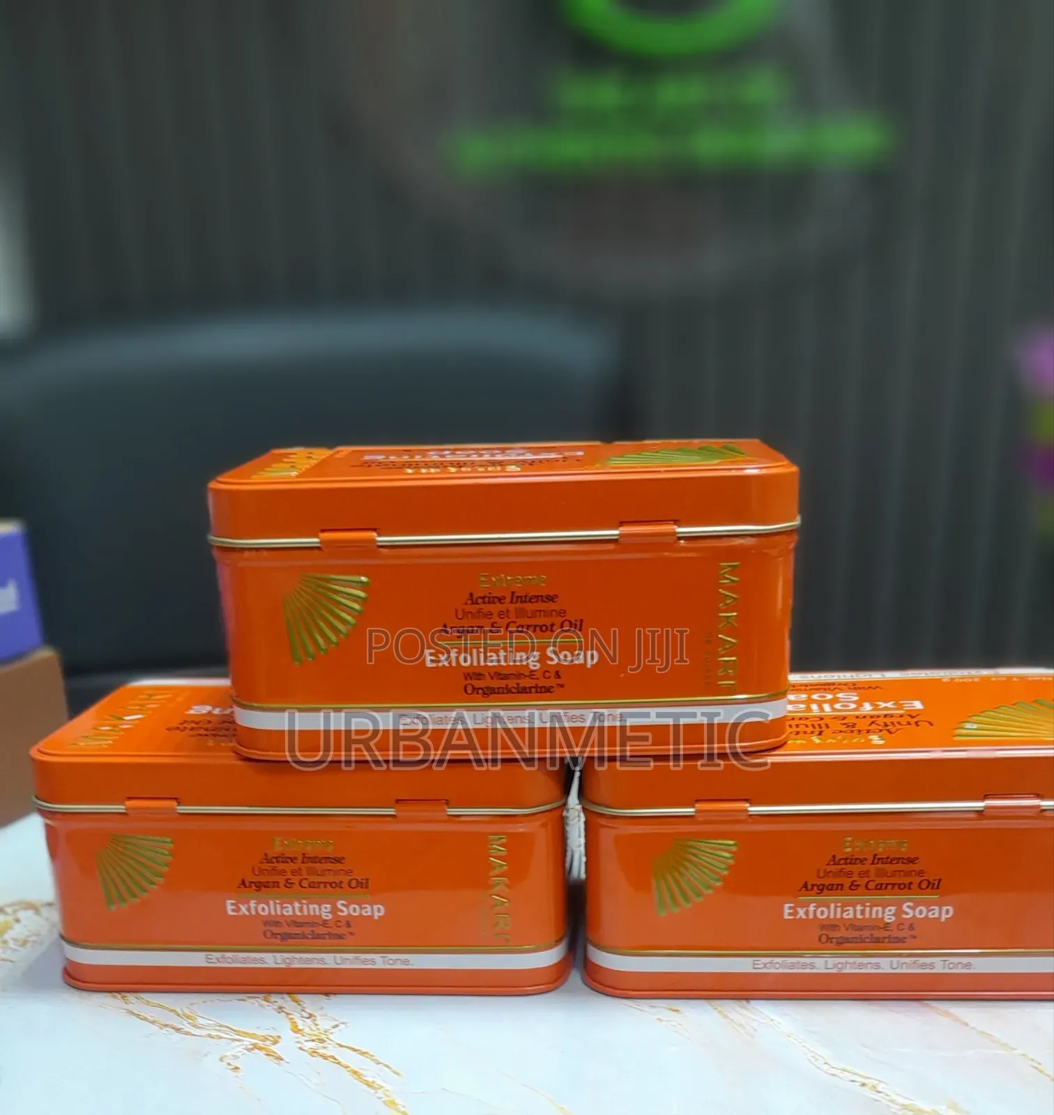 MAKARI Extreme Soap
