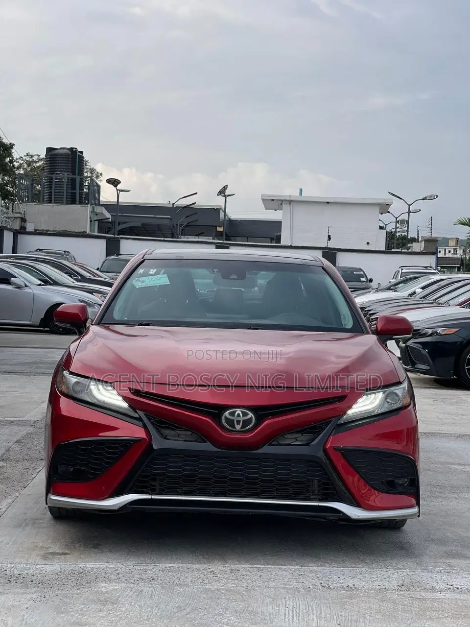 Toyota Camry XSE 2021 Red