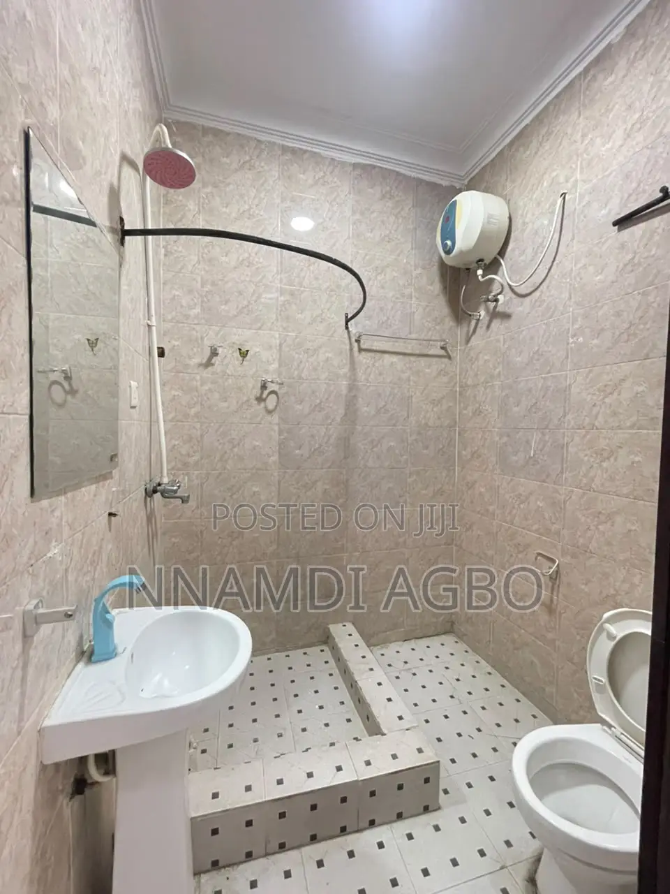 4bdrm Duplex in Igbo-efon for rent
