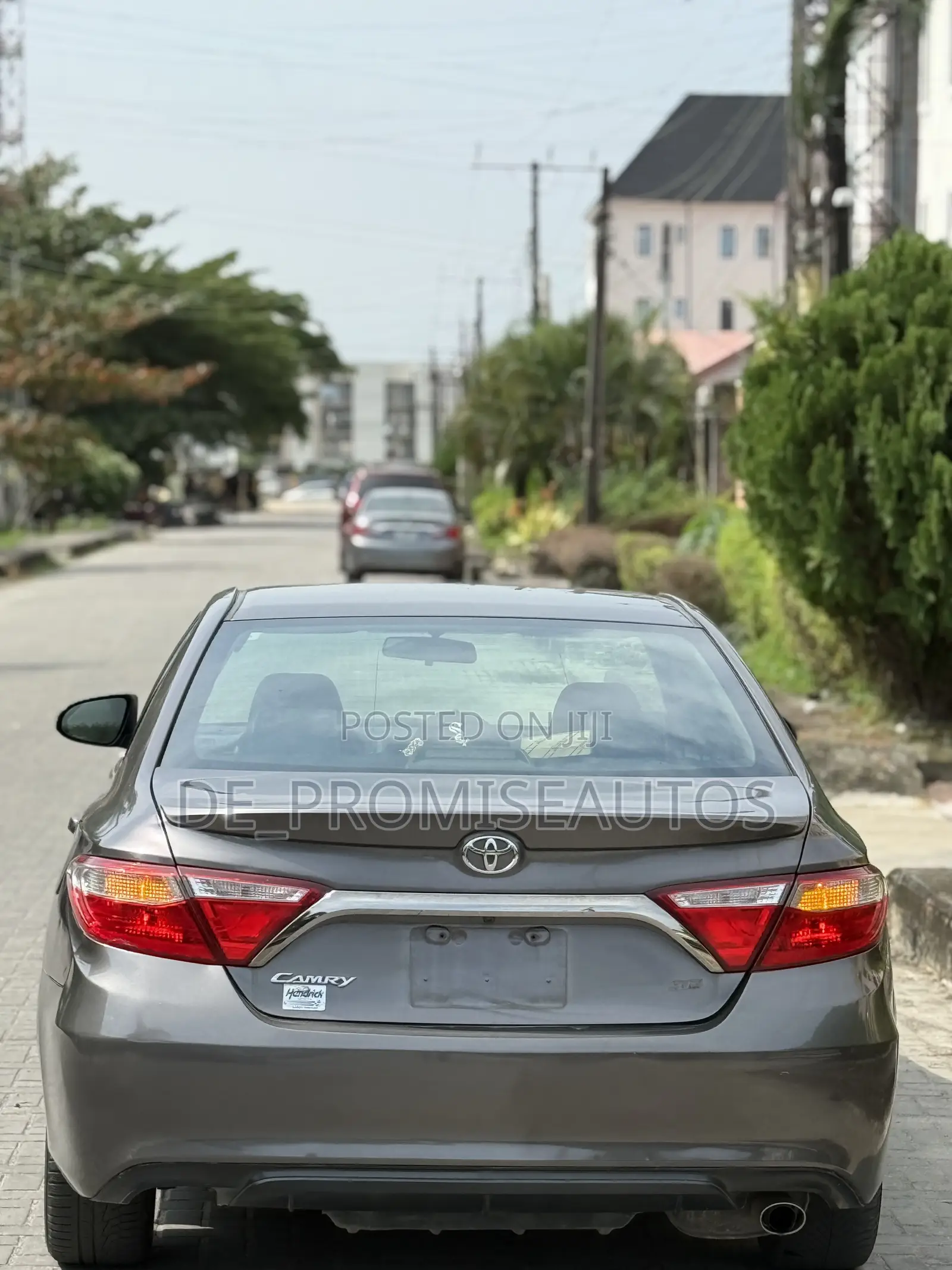 Toyota Camry SE 4dr Sedan (2.5L 4cyl 6A) 2015 Gray