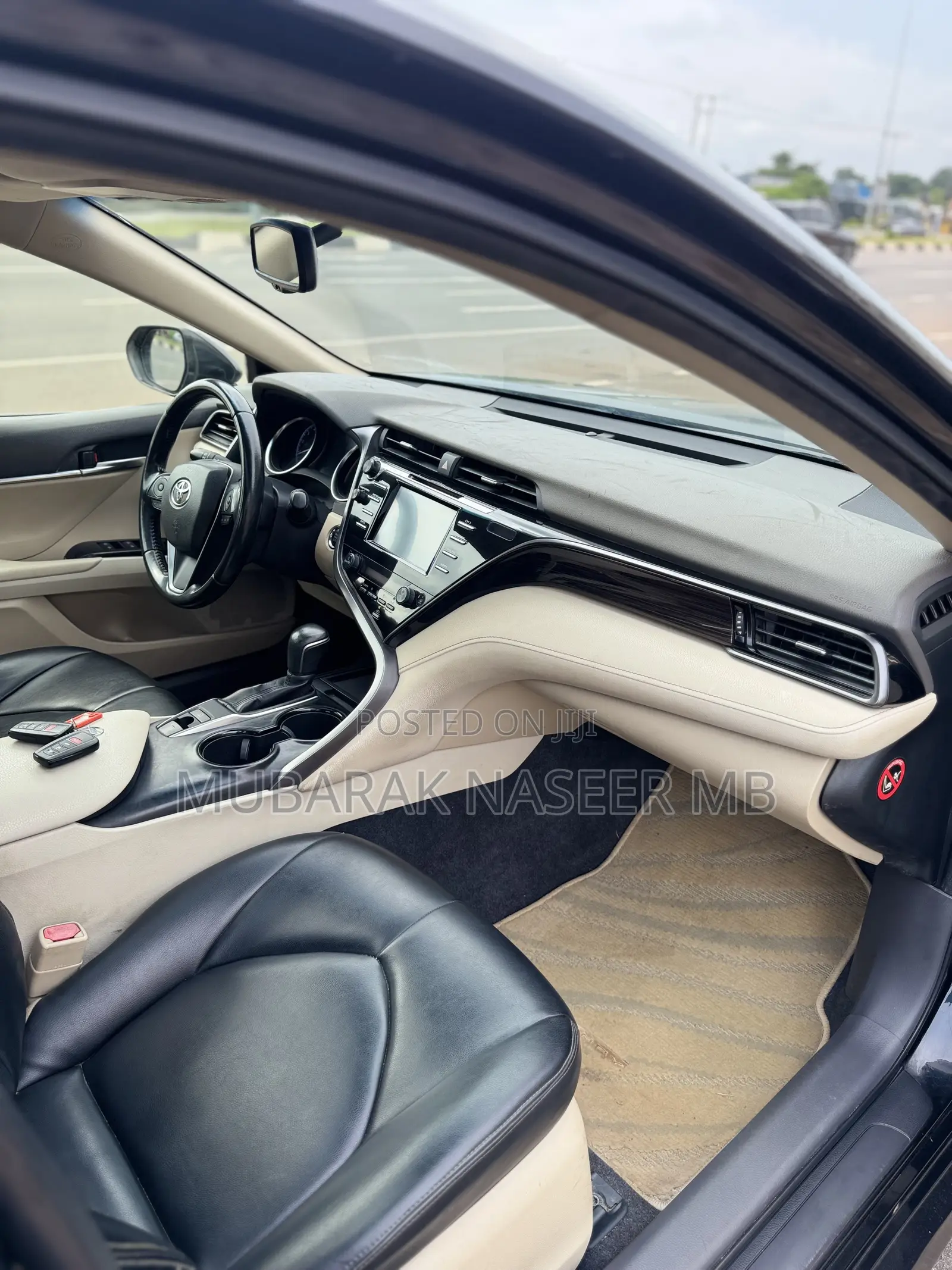 Toyota Camry XLE (2.5L 4cyl 8A) 2019 Black