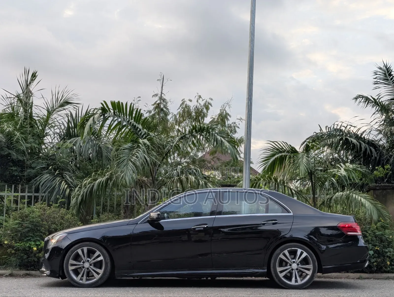 Mercedes-Benz E350 2014 Black