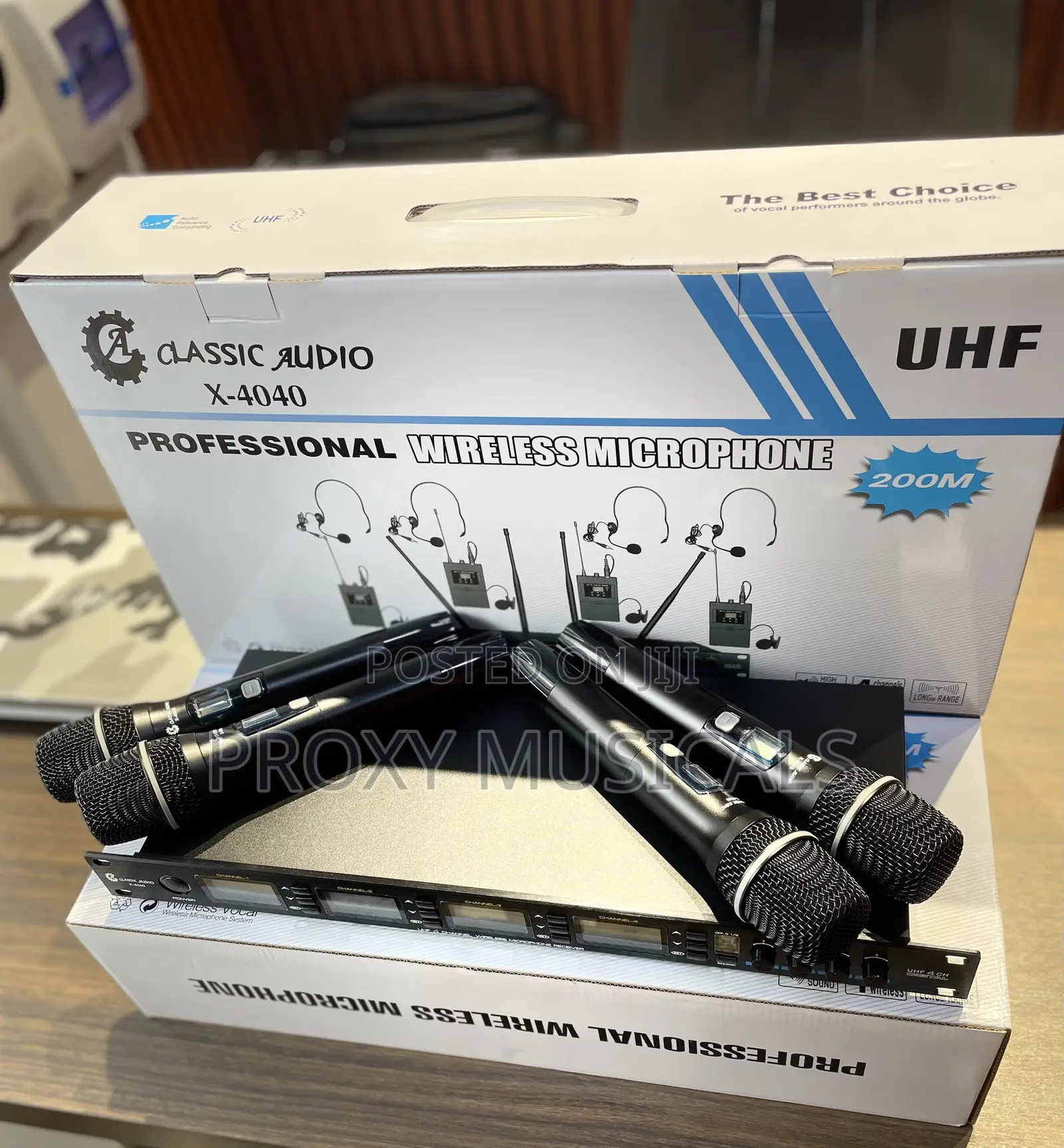 Classic Audio X-4040 Professional 4in1 UHF Microphone System