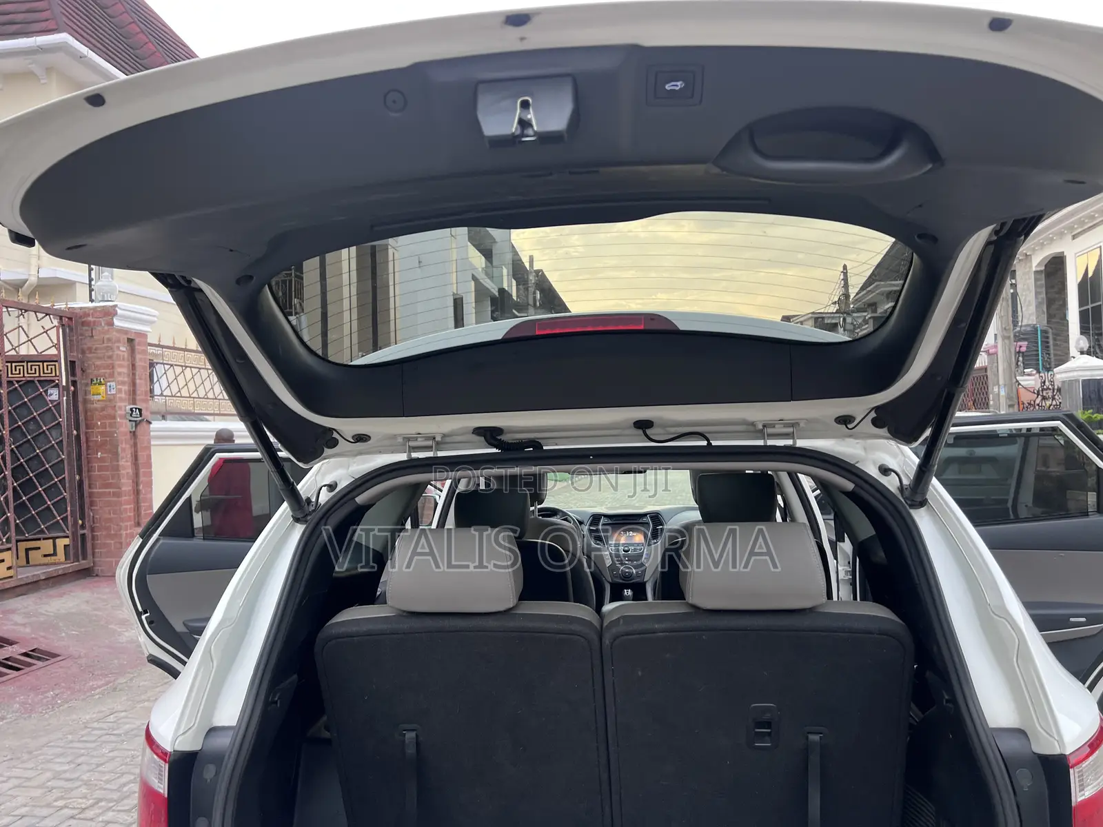 Hyundai Santa Fe Limited AWD 2016 White