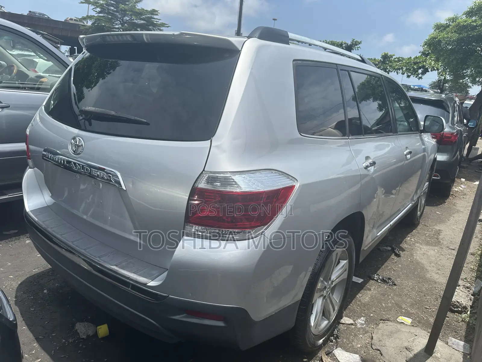 Toyota Highlander Limited 3.5l 4WD 2013 Silver