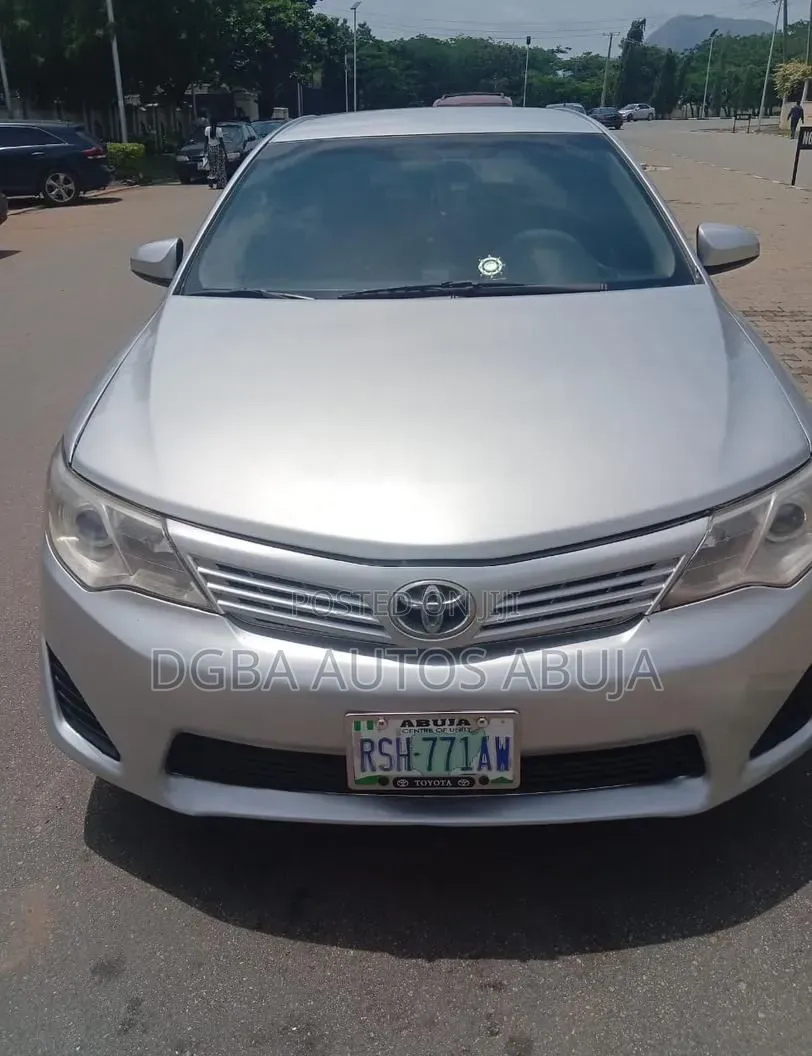 Toyota Camry 2013 Silver