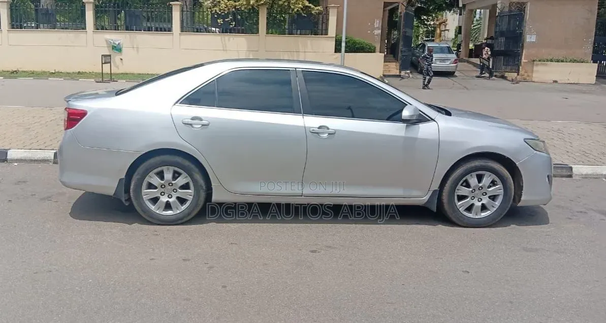 Toyota Camry 2013 Silver