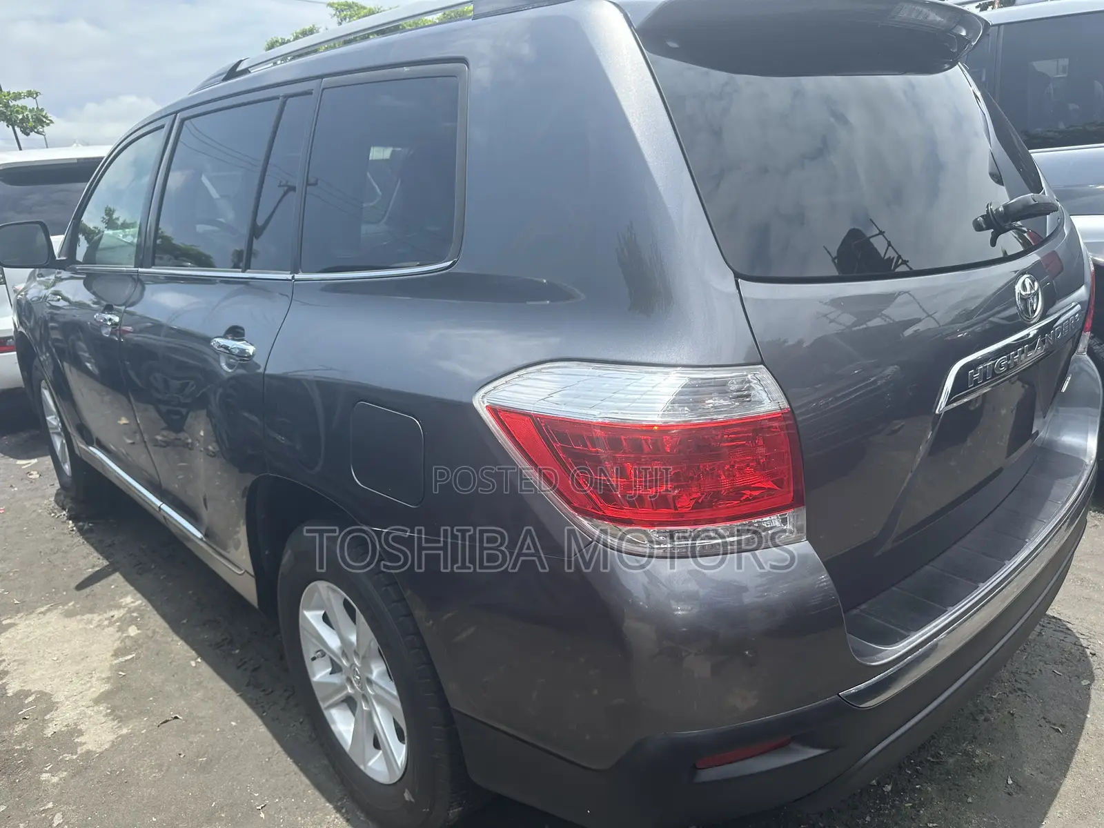 Toyota Highlander 3.5L 4WD 2013 Gray