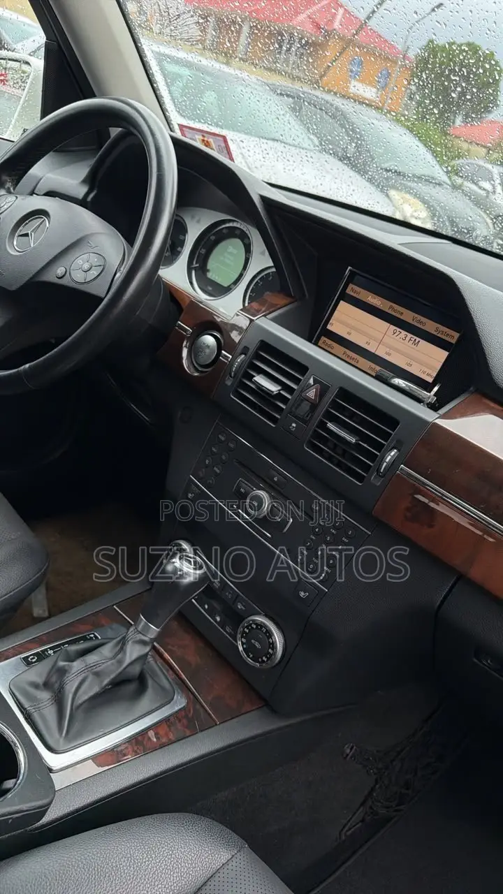 Mercedes-Benz GLK-Class 350 4MATIC 2012 White