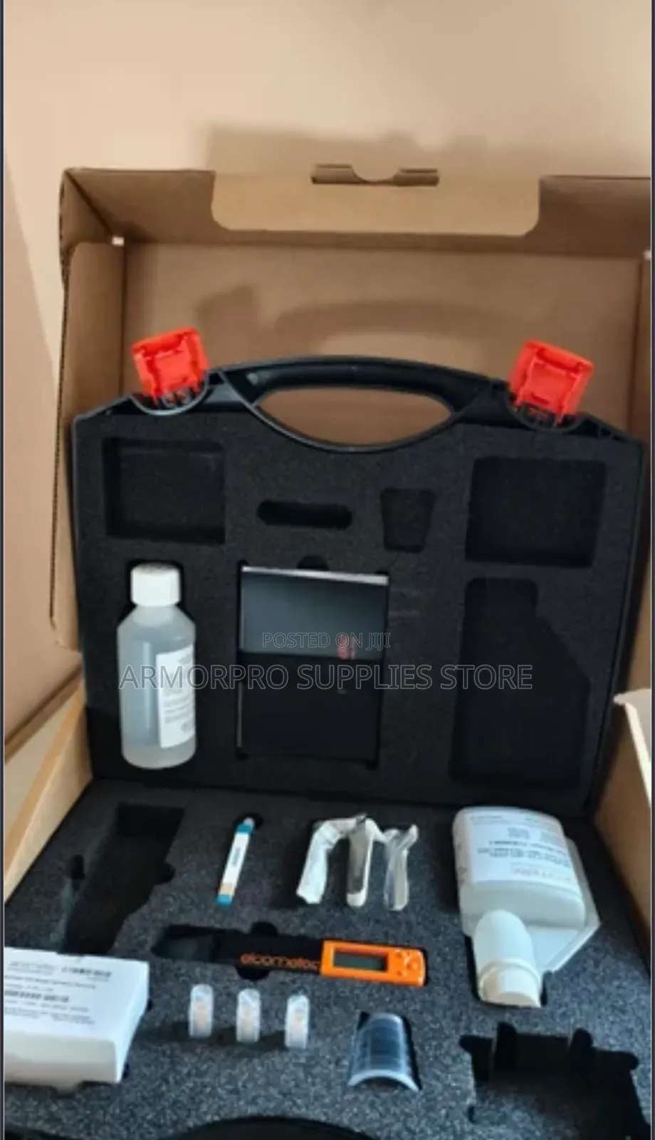 Elcometer 138 Bresle Salt Kit, a Portable Testing Tool