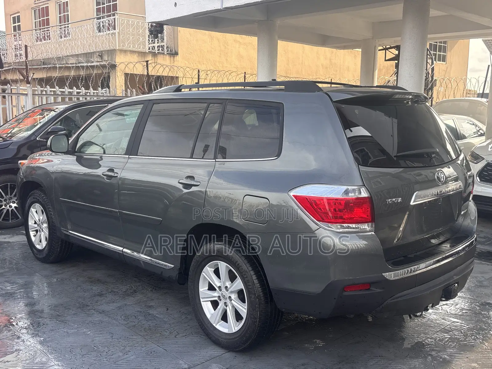 Toyota Highlander Limited 2012 Gray