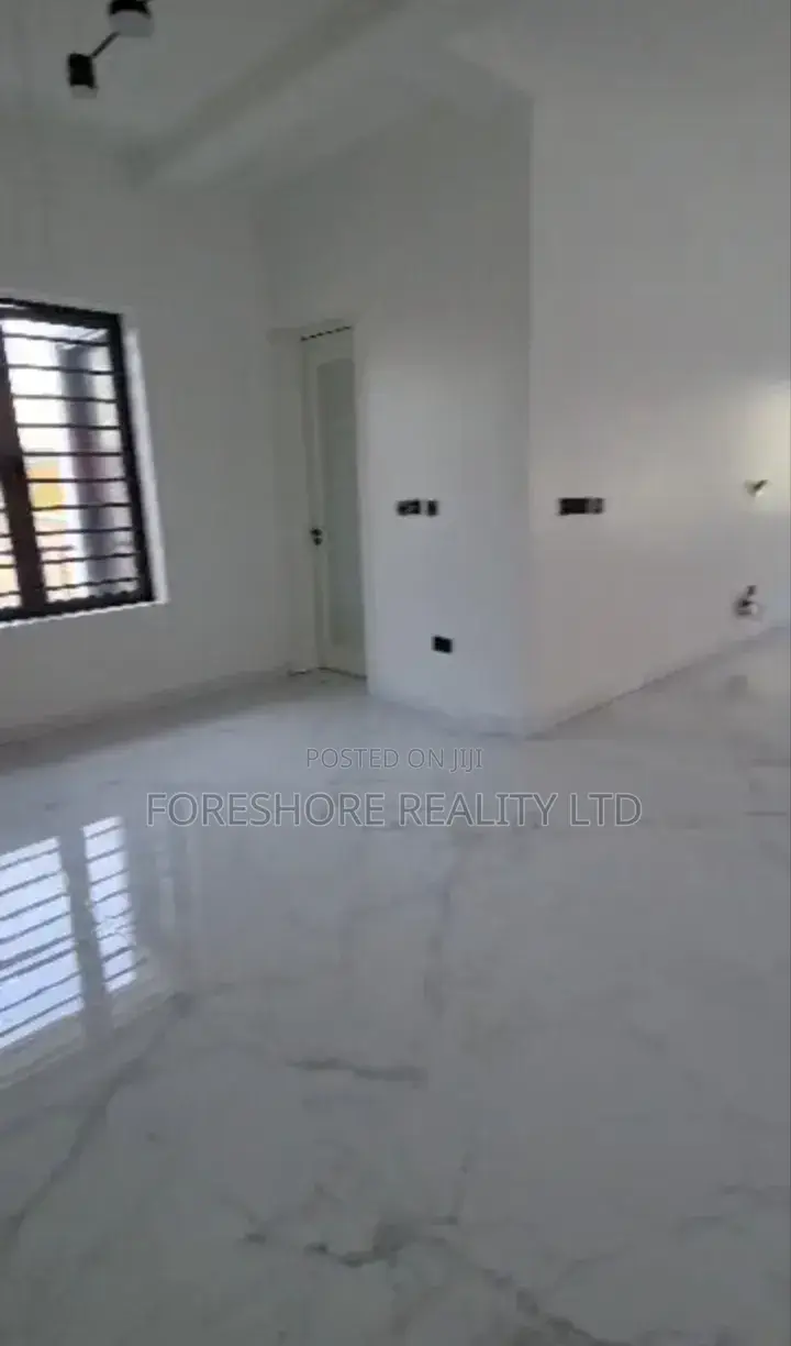 5bdrm House in Awuse, Opebi for sale