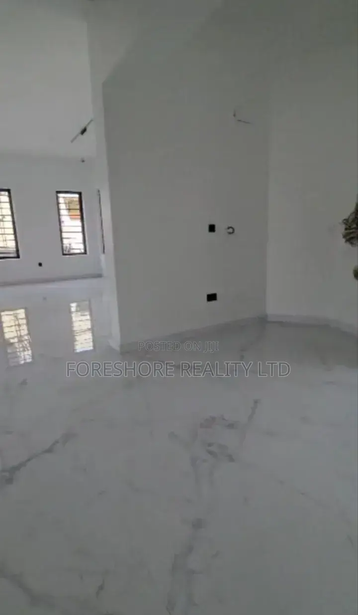 5bdrm House in Awuse, Opebi for sale