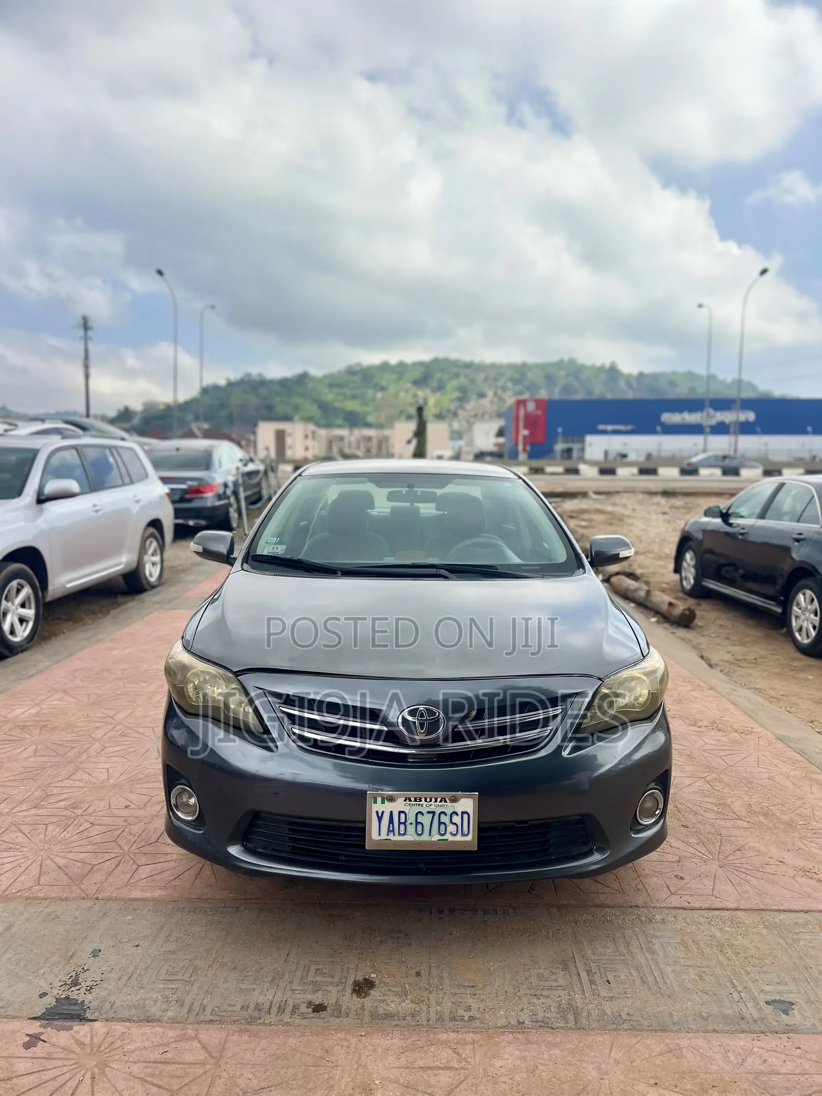 Toyota Corolla 2013 Gray