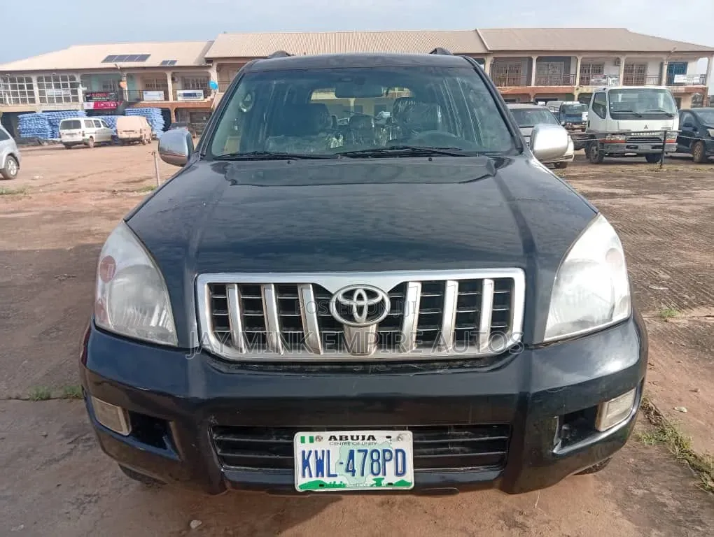 Toyota Land Cruiser Prado 2004 Black