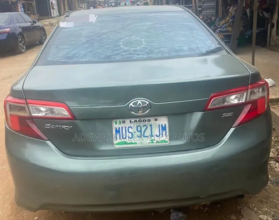 Toyota Camry 2012 Green