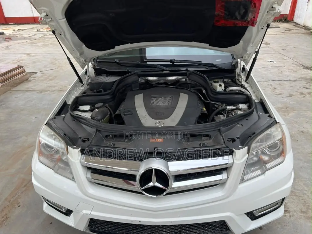 Mercedes-Benz GLK-Class 350 4MATIC 2012 White