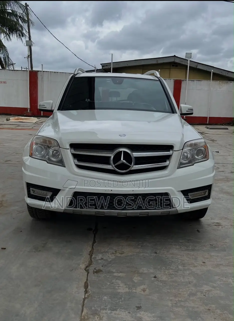 Mercedes-Benz GLK-Class 350 4MATIC 2012 White