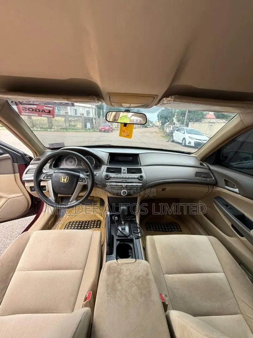 Honda Accord 2009 Maroon