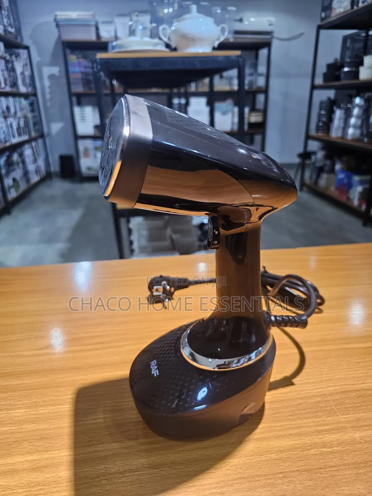 RAF Handheld Garment Steamer