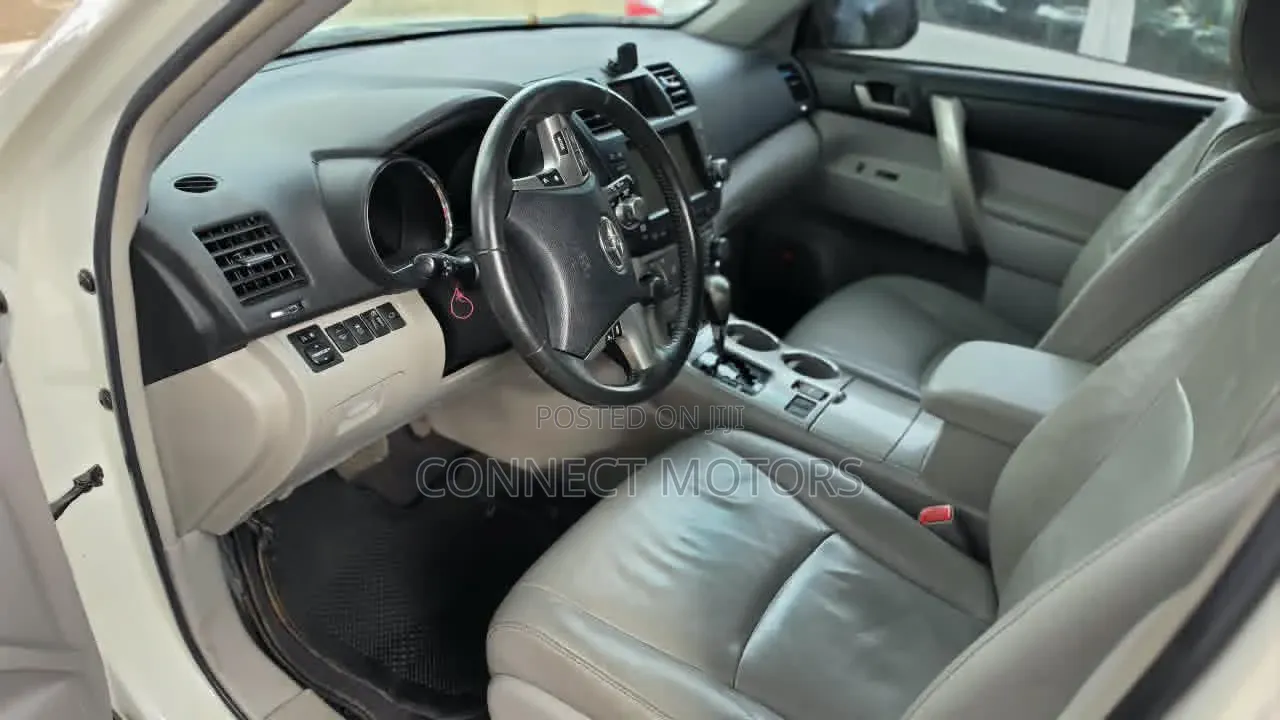 Toyota Highlander 2013 White