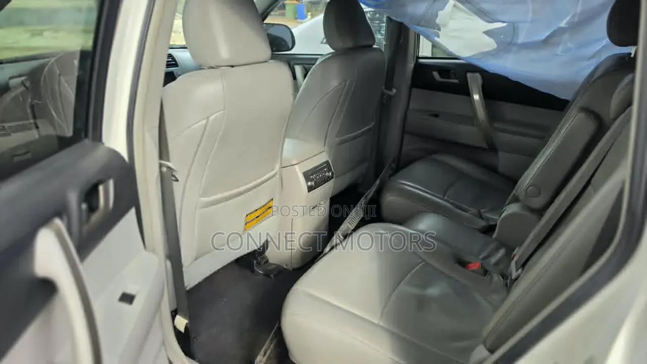 Toyota Highlander 2013 White
