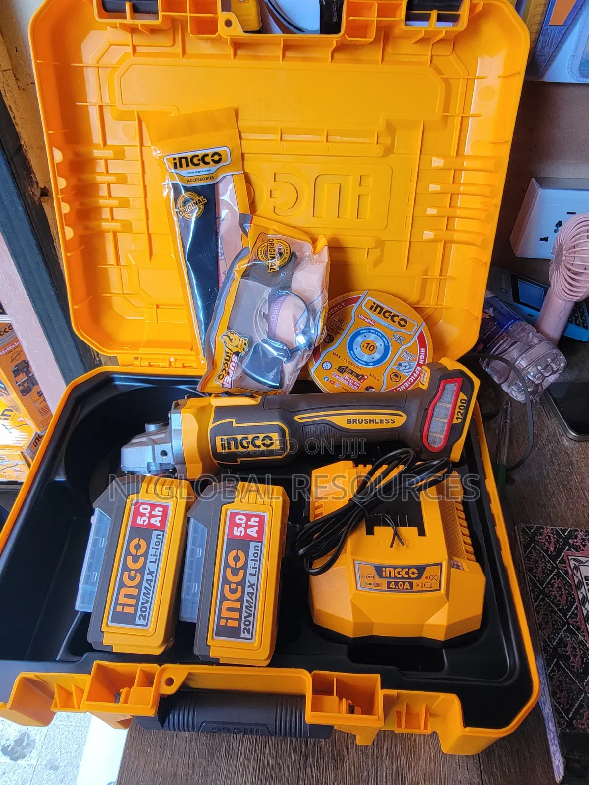 Ingco Cordless Angle Grinder 20v 5.0ah Battery 1200w